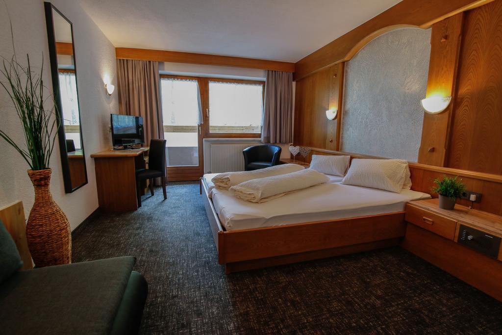 Hotel Tia Apart Kaunertal Rom bilde